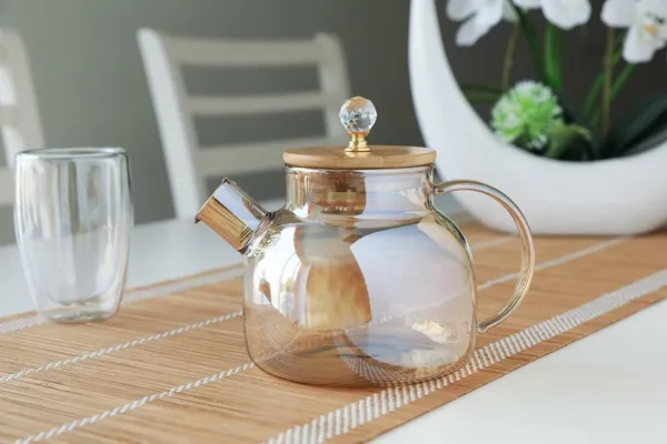 1000_ml_GOLD_Glass_Kettle_with_Spout_and_Infuser,Perfect_for_Tea_and_Coffee_Maker,_Clear_Leaf_Glass_Kettle_Teapot,_Bamboo_Wooden_Lid