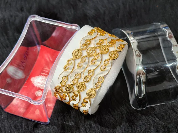 Gold_White_Bangles