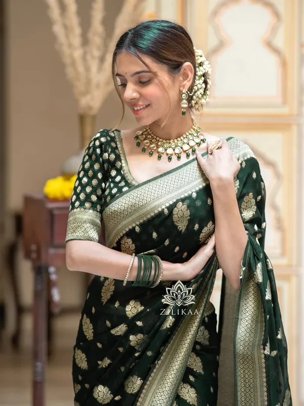 Green_Soft_Banarasi_Silk_Saree_With_Blouse_Piece_For_Women