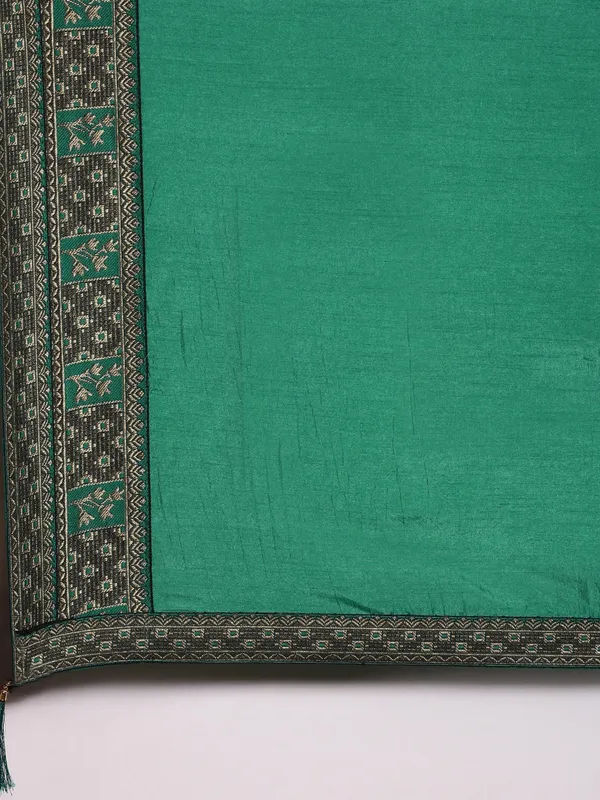 Turquoise_Green_Vichitra_Silk_Lace_Work_Designer_Saree