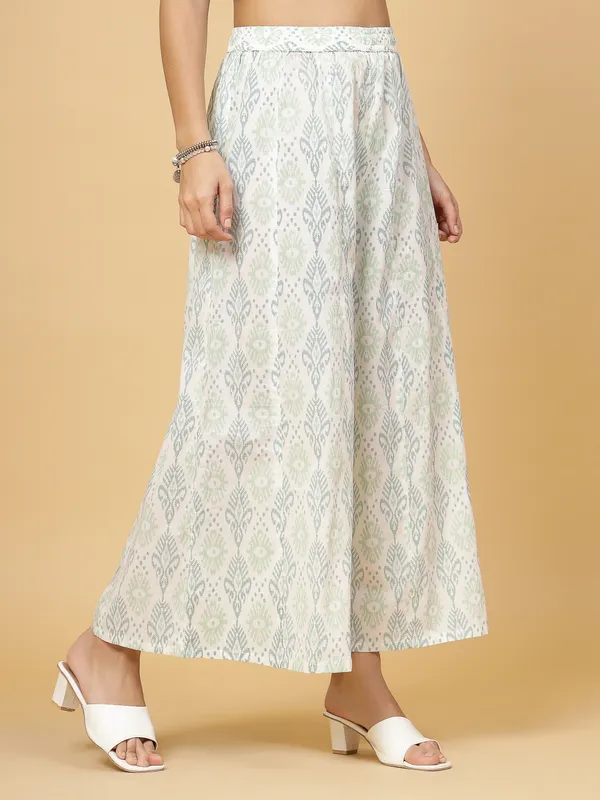 Green_Pure_Cotton_Big_Flair_Printed_Regular_Palazzo