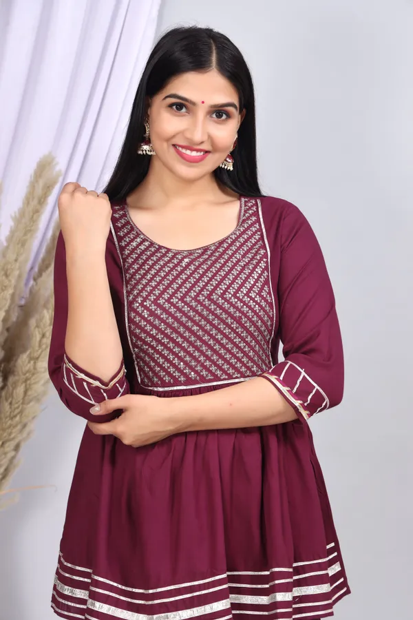 Wine_Cotton_Rayon_Printed_Casual_Wear_Kurta_And_Pant_For_Women