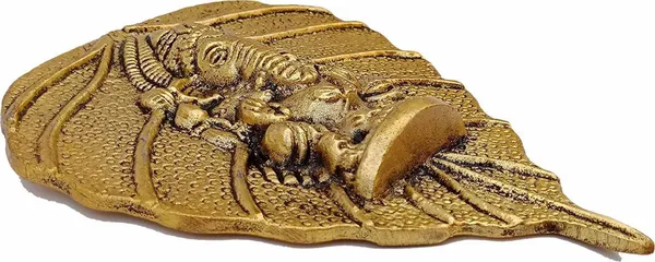 Decorative_Showpiece_-_12.7_Cm_(Metal