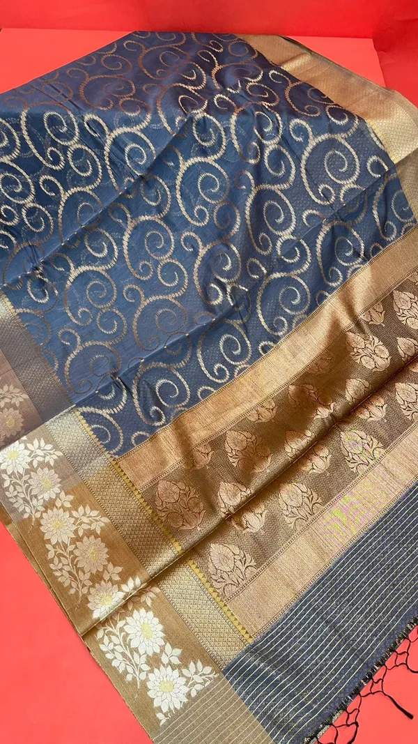 Grey_Masrise_Cotton/Cotton_Banarasi_Sarees_For_Women