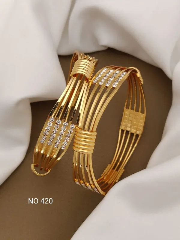 Stylish_American_Diamond_Bangles_With_Micro_Gold_Finish_Pack_Of_2_Piece_(1_Pair)