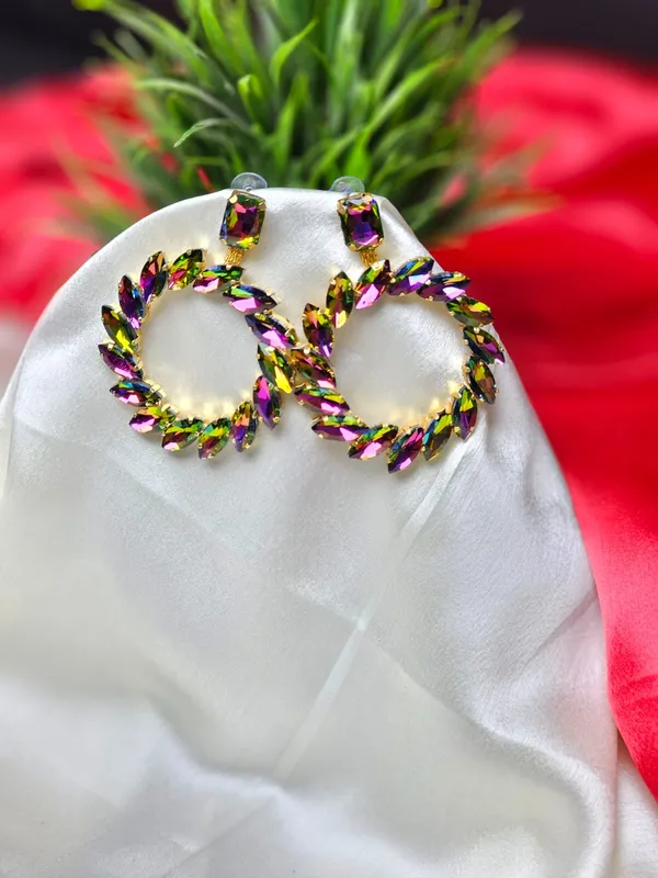 Glamrous_Pearl_Earrings_For_Women_|_Golden