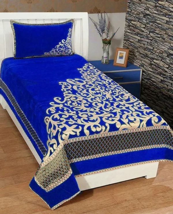 https://d1311wbk6unapo.cloudfront.net/NushopCatalogue/tr:f-webp,w-600,fo-auto/Global_Home_Chenille_Floral_500_TC_Heavy_Bedsheet_for_Single_Bed_Size_II_60_x_90_inch_IIBlue_Color_II_with_1_Pillow_Cover_6ZJQF65KIN_2022-09-22_1.jpeg__Goodprize