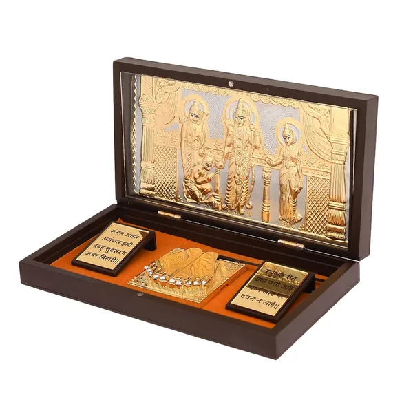 Gold_Plated_Bhagwan_Shree_Ram_Darbar_Charan_Paduka_Yantra