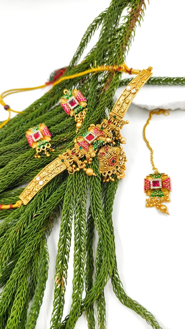 Alloy_Choker_Set_Gold_Plated_For_Women