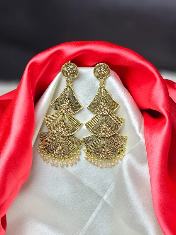 Antique_Earrings_For_Women_|_Golden