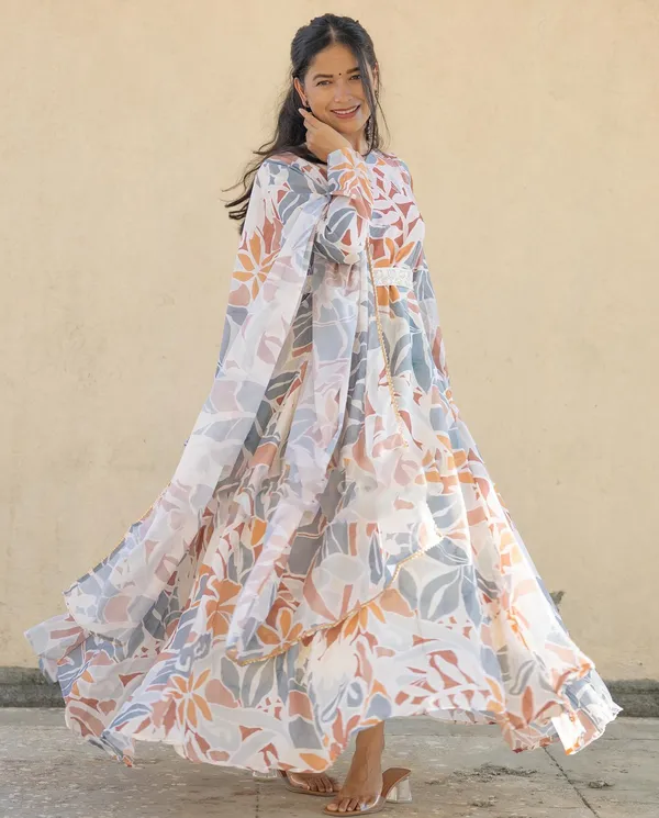 Digitally_Printed_Pure_Soft_Organza_Anarkali_Suit_With_Huge_Flair_Comes_With_Duppatta
