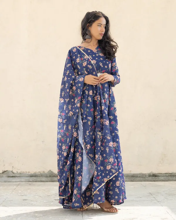 DIGITALLY_PRINTED_PURE_SOFT_ORGANZA_ANARKALI_SUIT_WITH_HUGE_FLAIR_COMES_WITH_DUPPATTA