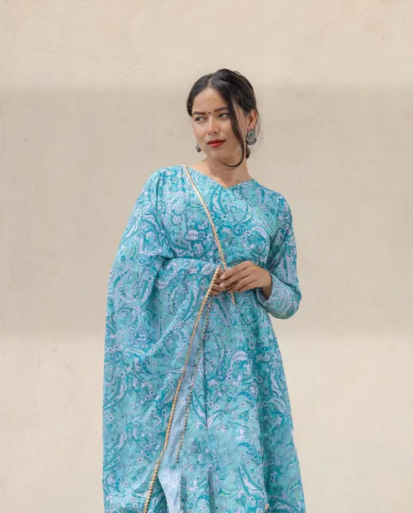 Digitally_Printed_Pure_Soft_Organza_Anarkali_Suit_With_Huge_Flair_Comes_With_Duppatta