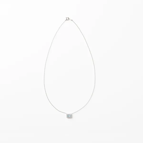 Green_American_diamond_Alloy_Fancy_Silver_Pendant_With_Chain_For_Womens