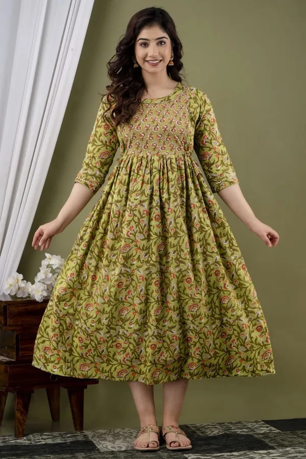 Green_Chidi_Cotton_Maternity_And_Feeding_Kurti