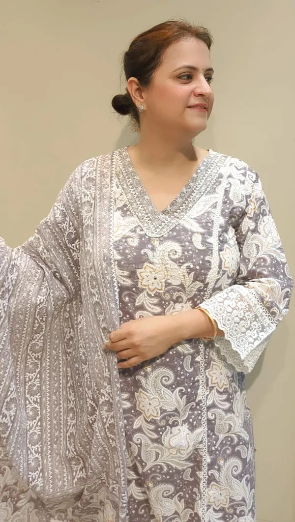 Grey_Cotton_Suit_with_Lace_work_