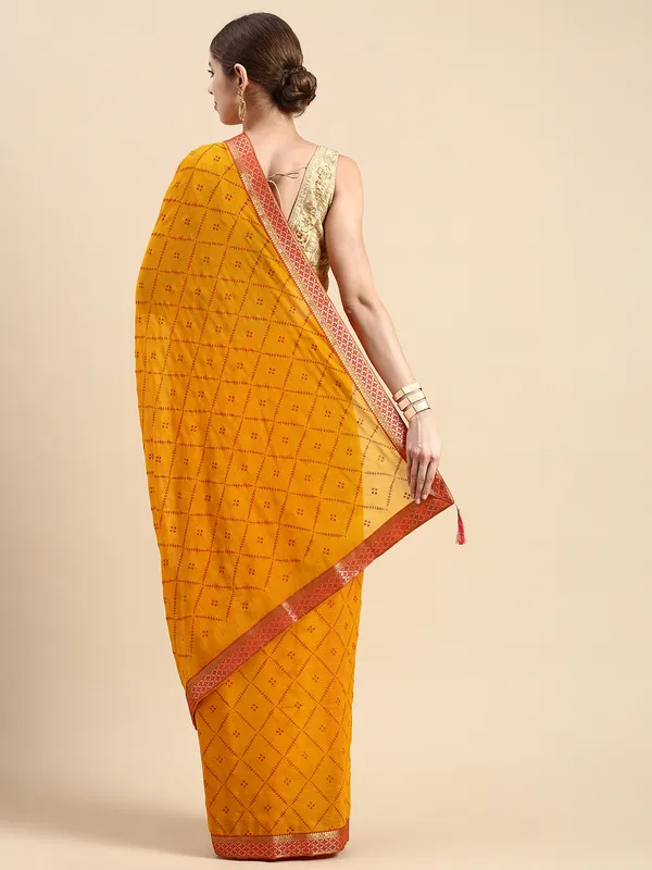 Yellow_Zomato_Bandhani_Foil_Work_Beautiful_Saree