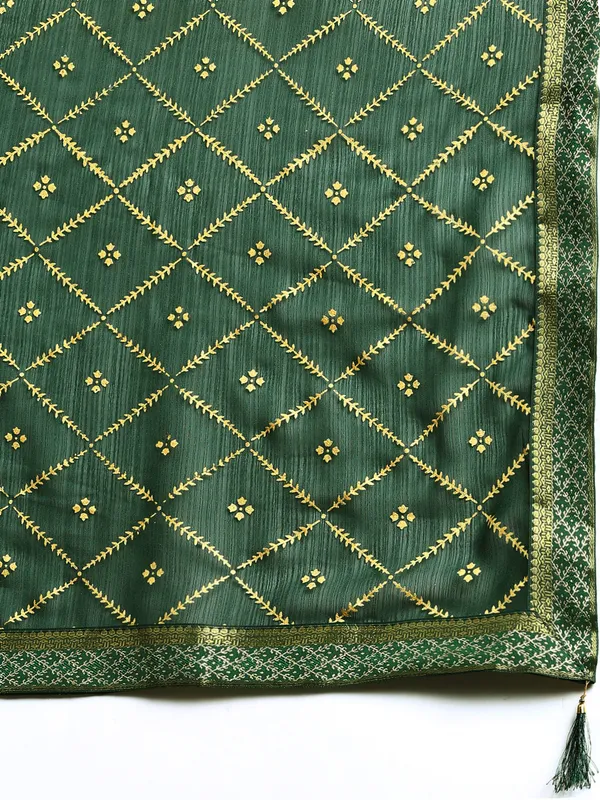 Green_Zomato_Bandhani_Foil_Work_Beautiful_Saree
