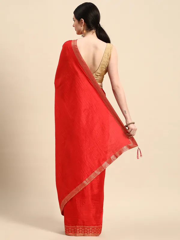 Indian_Women_Red_Vichitra_Silk_Fancy_Border