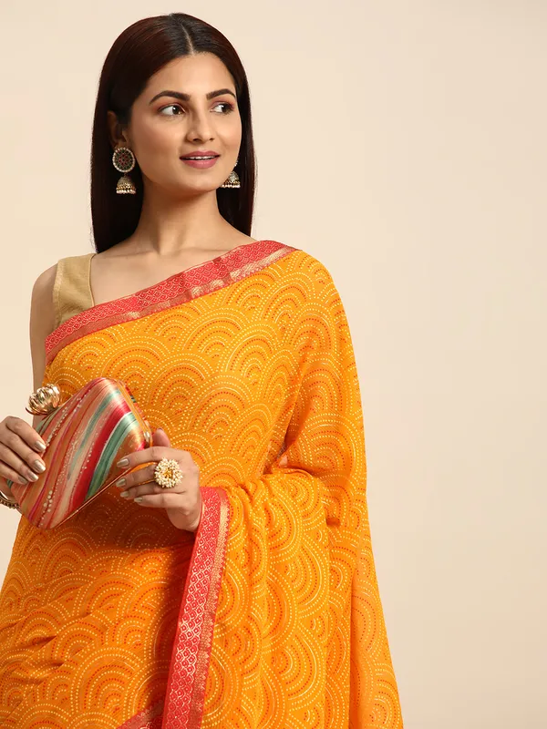 Indian_Women_Yellow_Zomato_Full_Saree_Fancy_Border_with_bandhni_print_Beautiful_saree