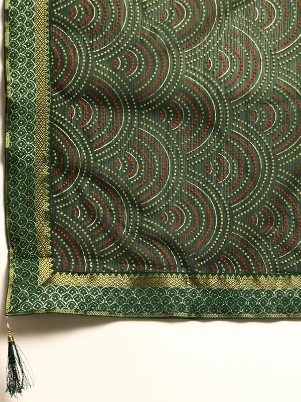 Indian_Women_Green_Zomato_Full_Saree_Fancy_Border_with_bandhni_print_Beautiful_saree