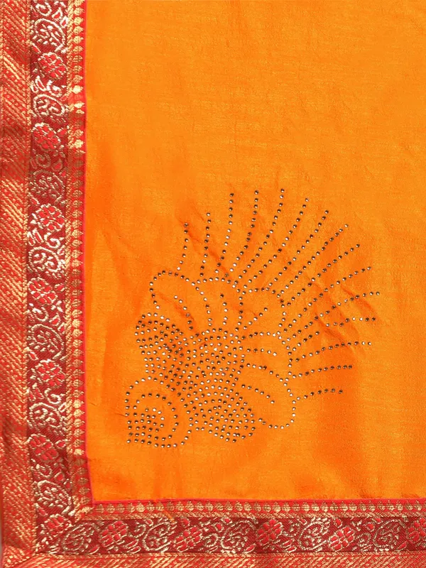 Vichitra_Silk_Full_Saree_Fancy_Border_With_Swaroski_Butta