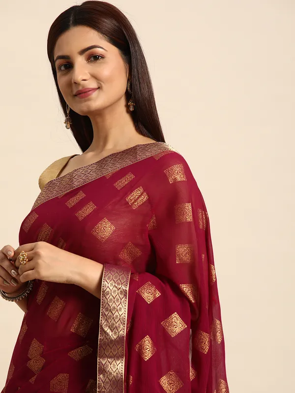 Indian_Women_Purple_Zomato_Full_Saree_Fancy_Border_Beautiful_saree