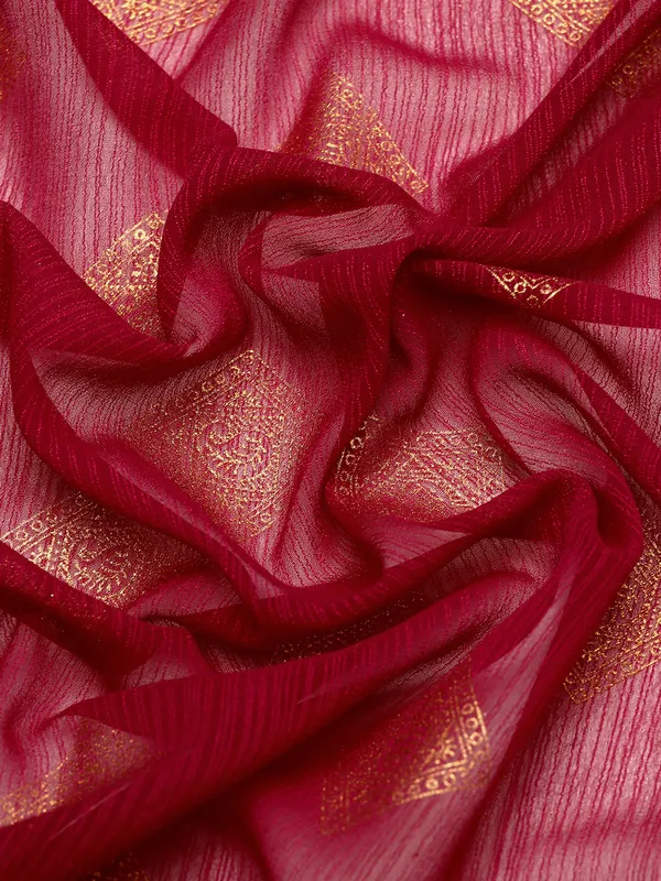 Indian_Women_Purple_Zomato_Full_Saree_Fancy_Border_Beautiful_saree