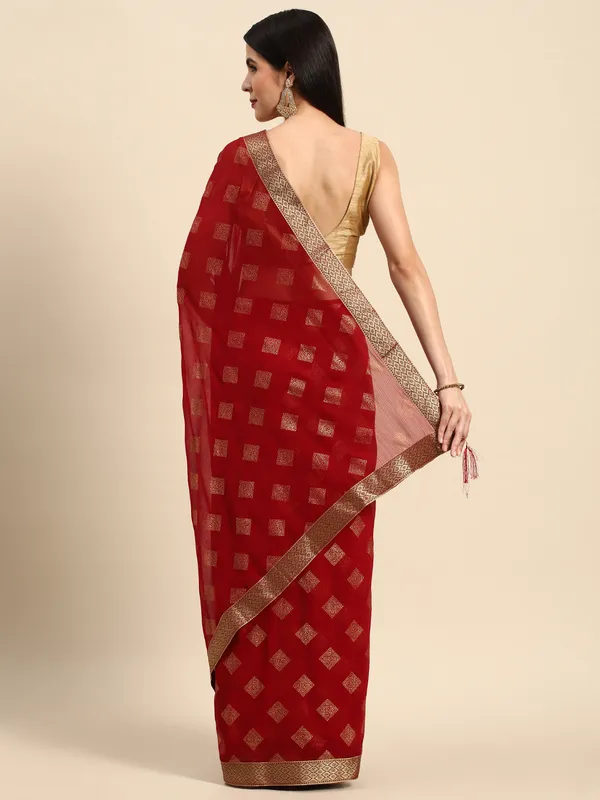 Indian_Women_Maroon_Zomato_Full_Saree_Fancy_Border_Beautiful_saree