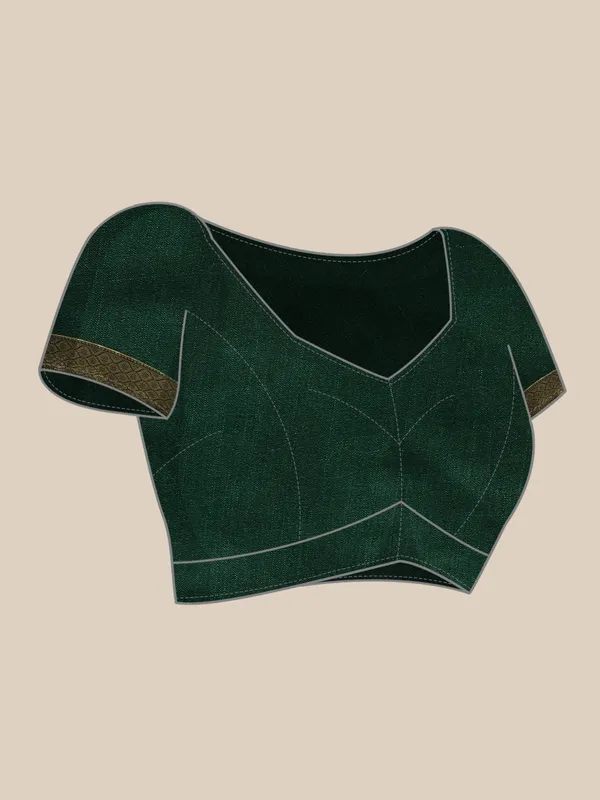 Indian_Women_Green_Zomato_Full_Saree_Fancy_Border_Beautiful_saree