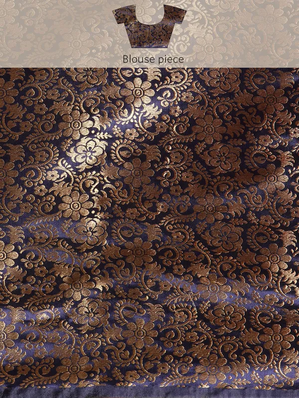 Red_Vichitra_Silk_Fancy_Border_with_Fancy_Blouse_Beautiful_Saree