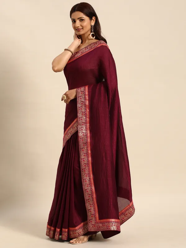 Indian_Women_Brown__Vichitra_Silk_Fancy_Border_with_Fancy_Blouse_Beautiful_Saree