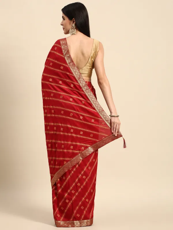 Indian_Women_Maroon_Vichitra_Silk_Foil_Work