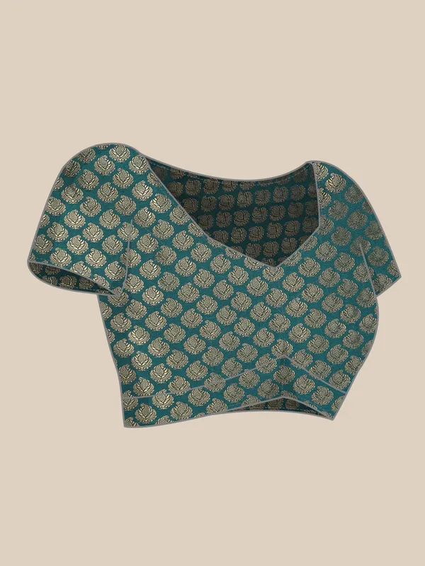 Blue_Vichitra_Silk__Saree_Fancy_Border
