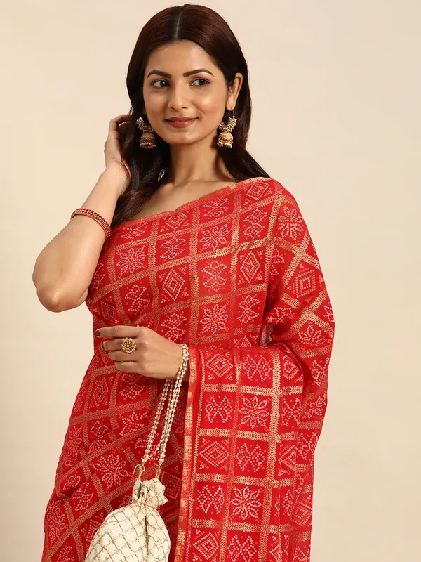 Indian_Women_Red_Zomato_Bandhani_Foil_Work_Beautiful_Saree