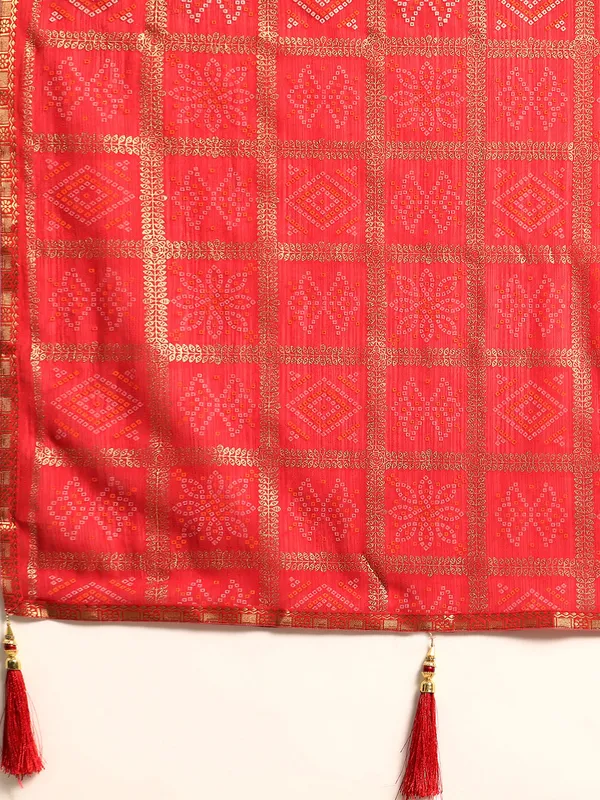 Indian_Women_Red_Zomato_Bandhani_Foil_Work_Beautiful_Saree