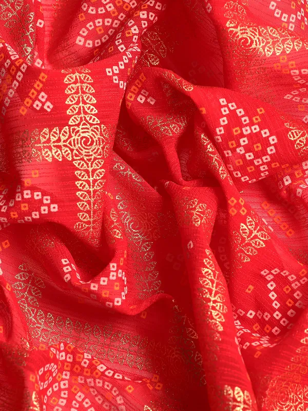 Indian_Women_Red_Zomato_Bandhani_Foil_Work_Beautiful_Saree