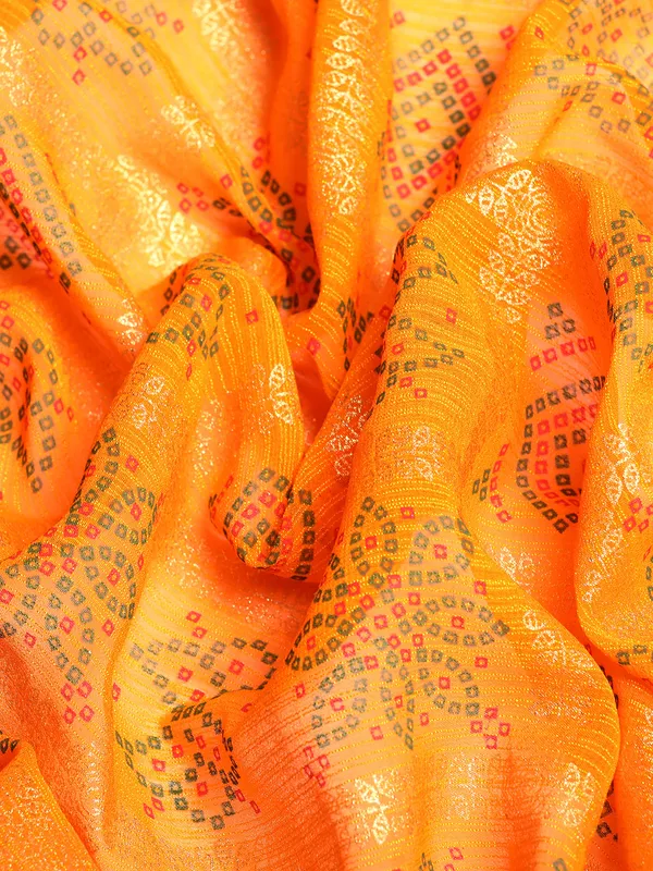 Yellow_Zomato_Bandhani_Foil_Work_Beautiful_Saree
