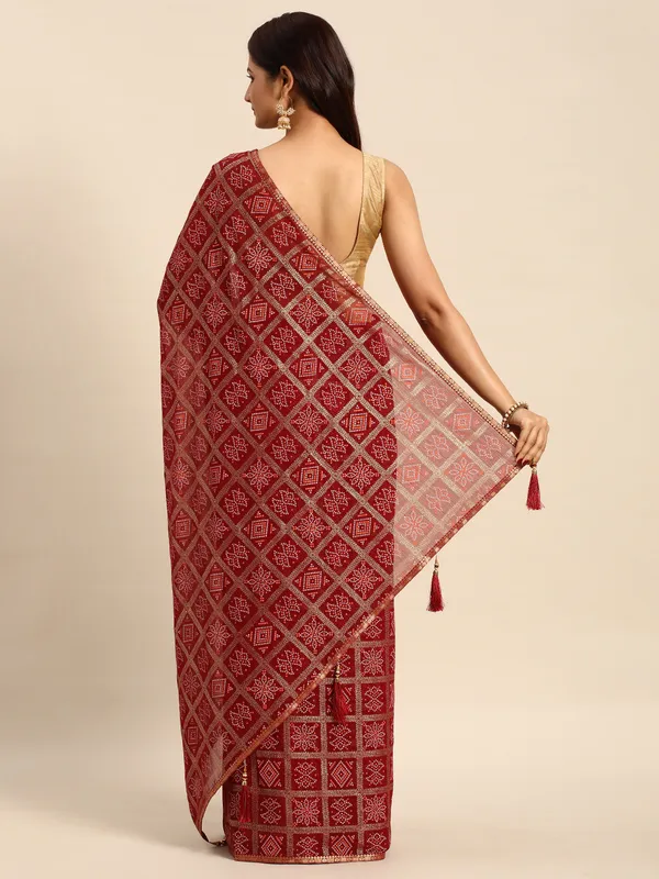 Indian_Women_Maroon_Zomato_Bandhani_Foil_Work_Beautiful_Saree