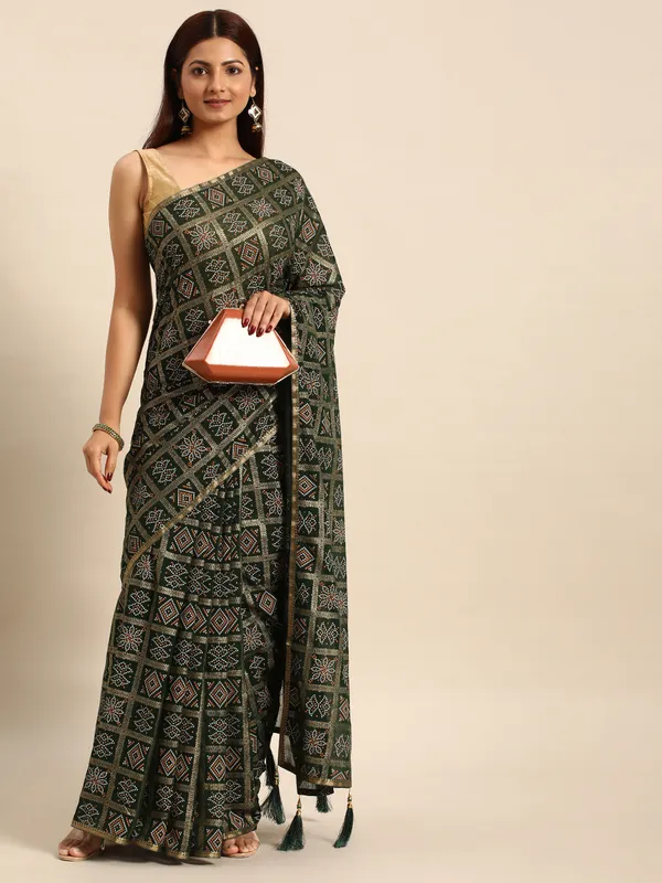 Green_Zomato_Bandhani_Foil_Work_Beautiful_Saree
