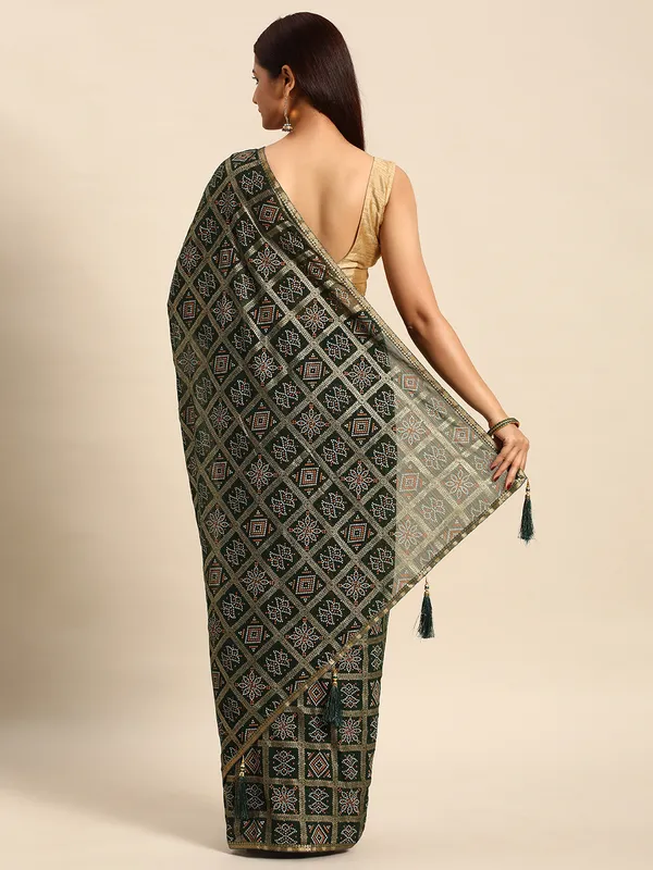 Green_Zomato_Bandhani_Foil_Work_Beautiful_Saree