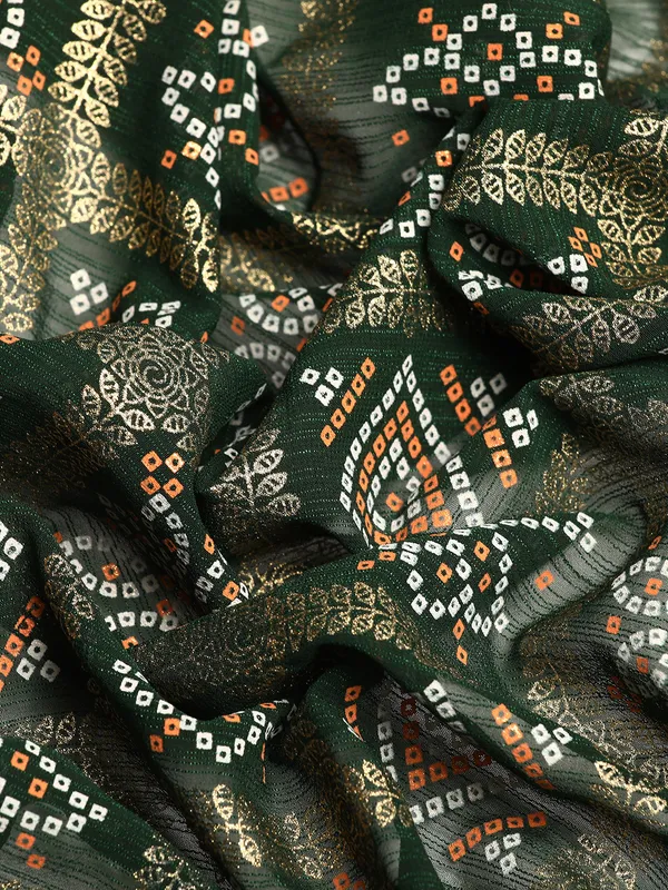 Green_Zomato_Bandhani_Foil_Work_Beautiful_Saree