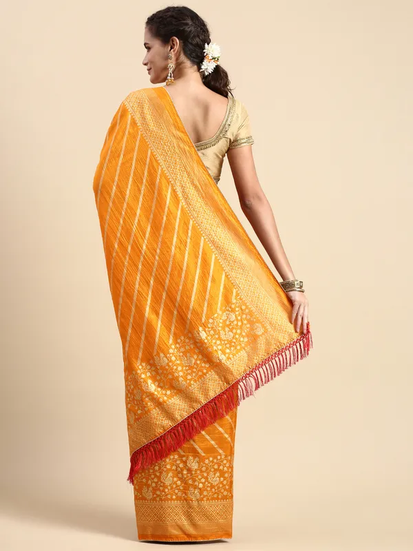 Vichitra_Silk__Saree_Fancy_Border_With_Foil_Print