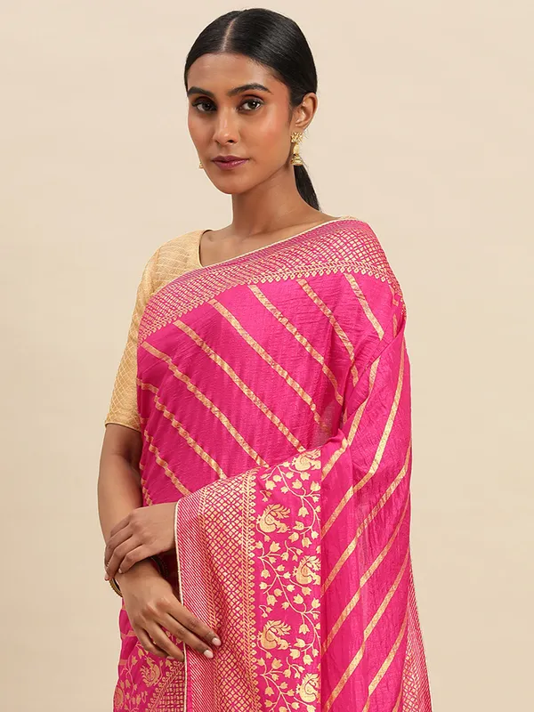 Vichitra_Silk__Saree_Fancy_Border_With_Foil_Print