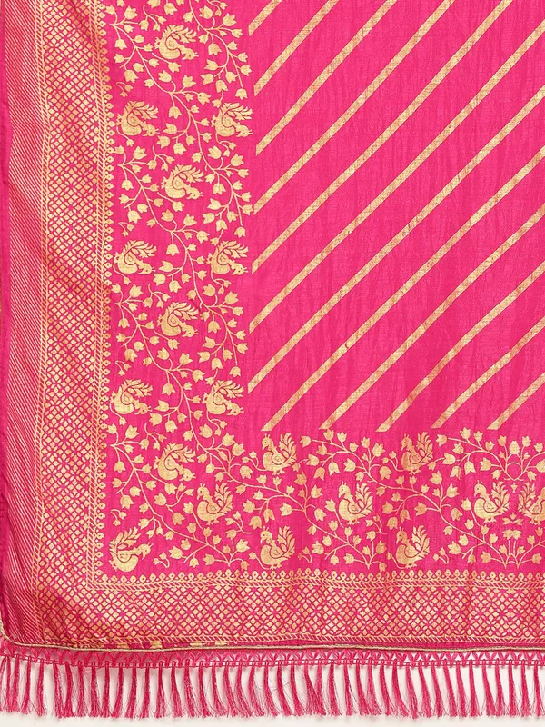 Vichitra_Silk__Saree_Fancy_Border_With_Foil_Print
