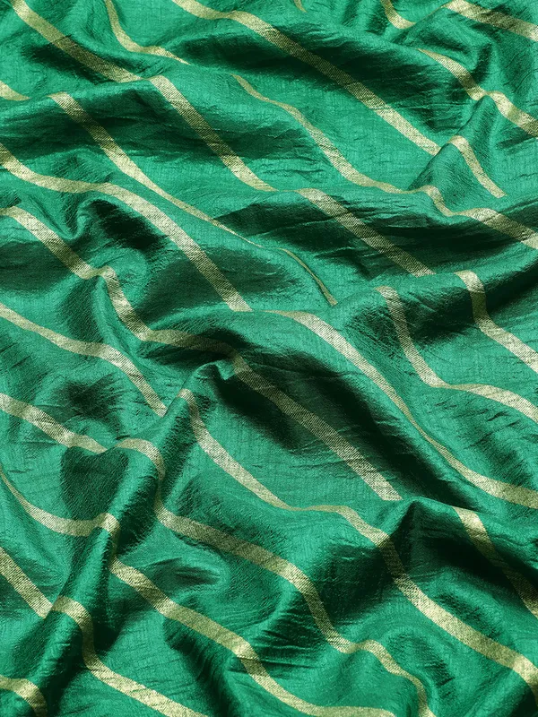 Vichitra_Silk__Saree_Fancy_Border_With_Foil_Print