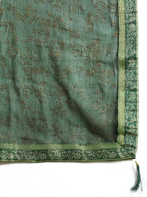 Green_Shimmer__Foil_Work_Beautiful_Saree