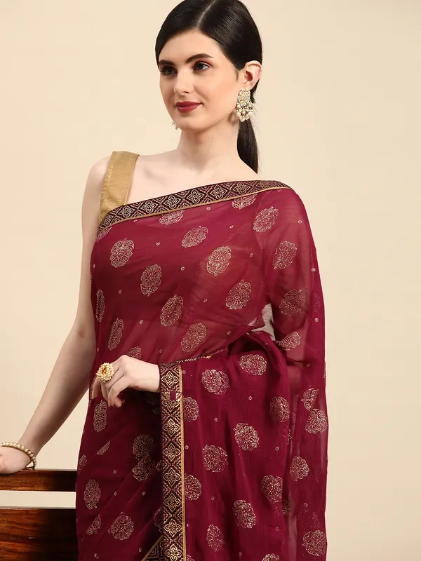 Purple_Zomato__Full_Saree_Fancy_Border_With_Foil_&_Stone_Work_Saree