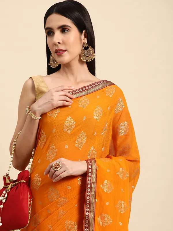 Indian_Women_Yellow_Zomato_Full_Saree_Fancy_Border_with_Golden_Foil_Beautiful_saree