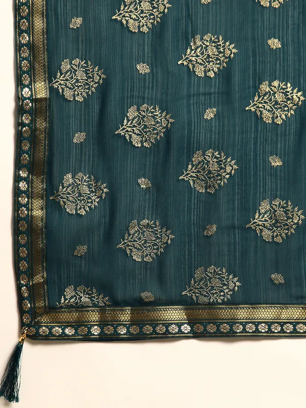 Indian_Women_Blue_Zomato_Full_Saree_Fancy_Border_with_Golden_Foil_Beautiful_saree